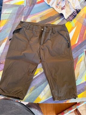 Unitop Brown Cargo-Style Cropped Pants